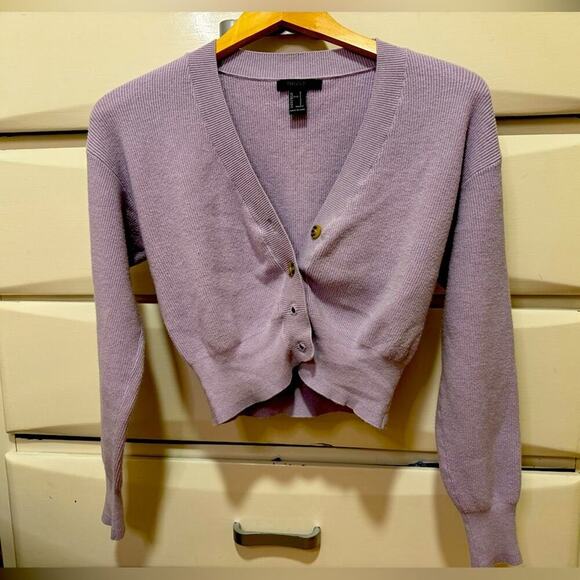 Forever 21 Sweater - Picture 1 of 6